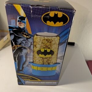 DC Comics Batman Mini Stir Popcorn Maker Popper-NIB